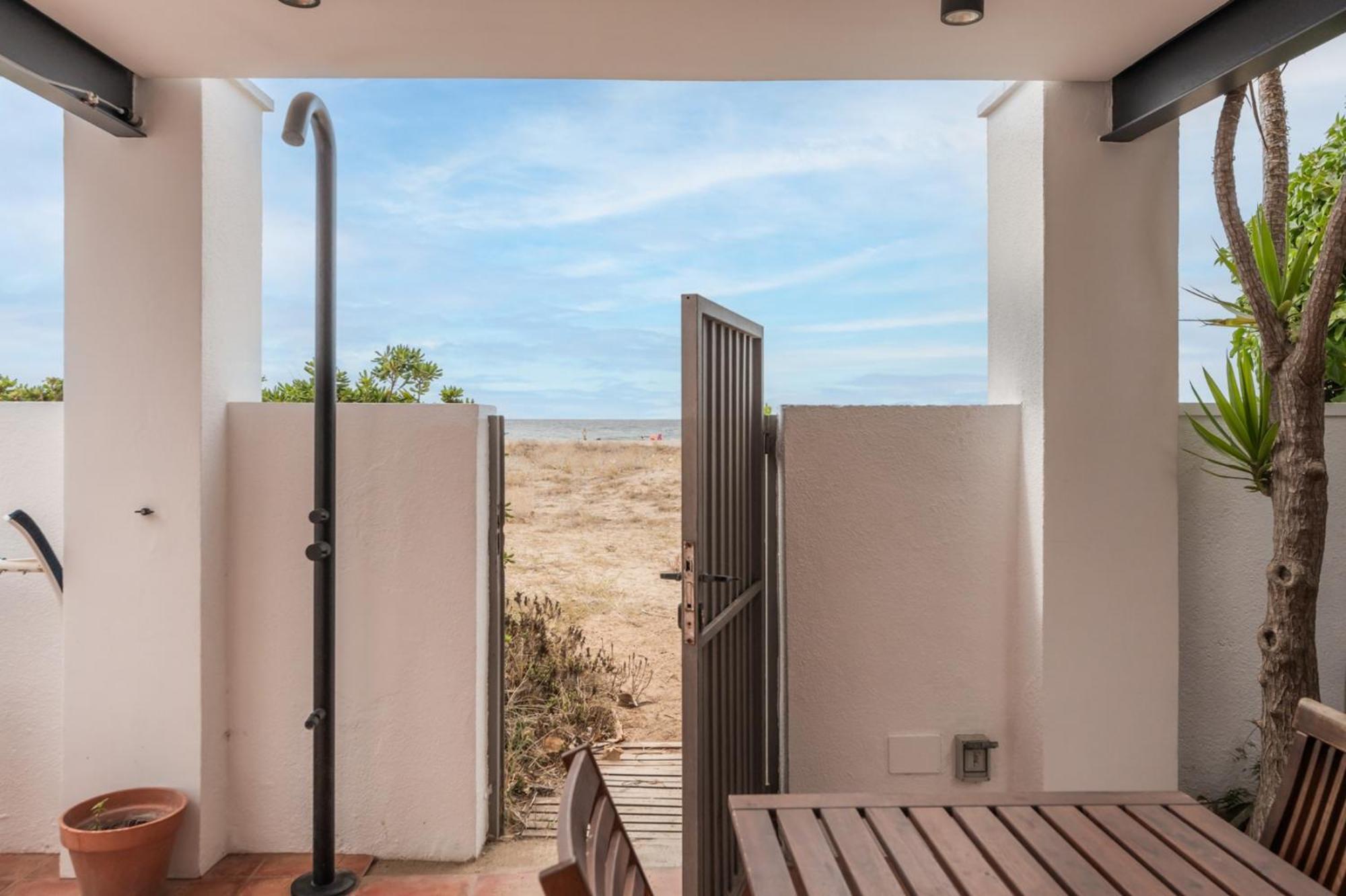 Beach Villa Cristina By Hhbcn Castelldefels Cameră foto